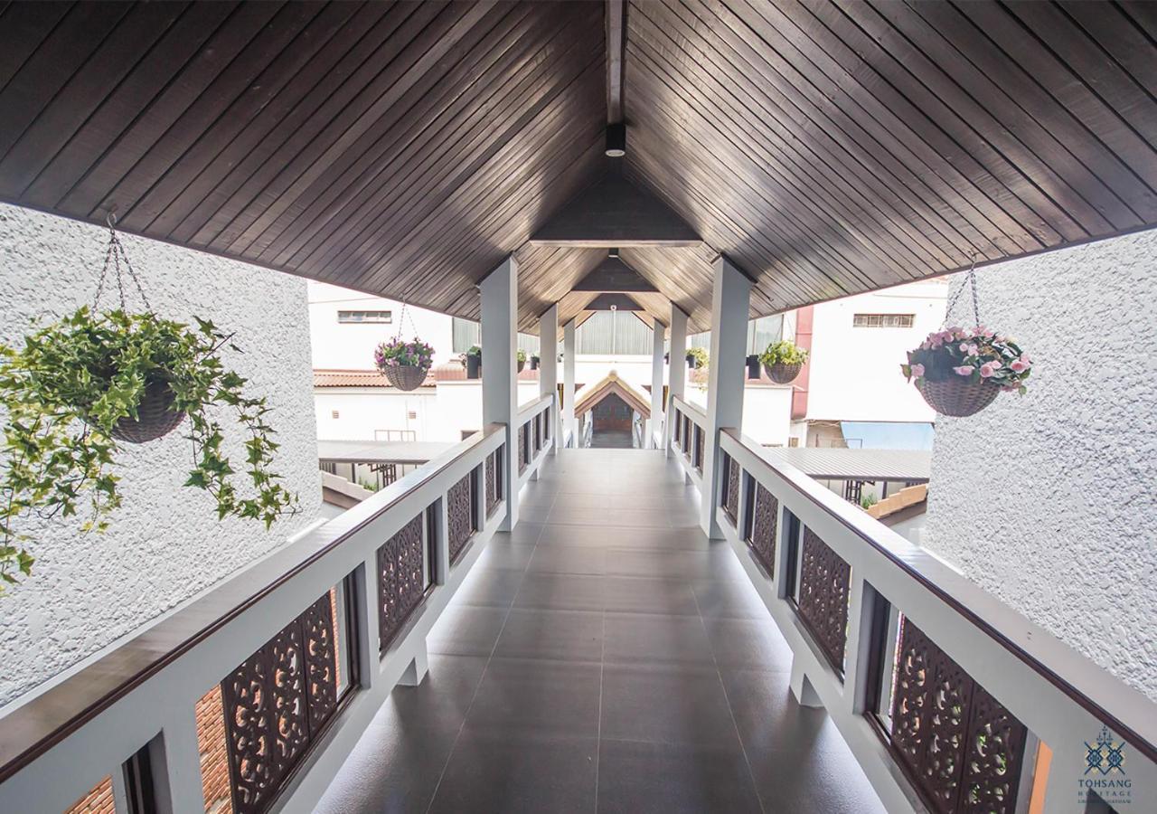 Tohsang Heritage Ubon Ratchathani Hotel Exterior foto